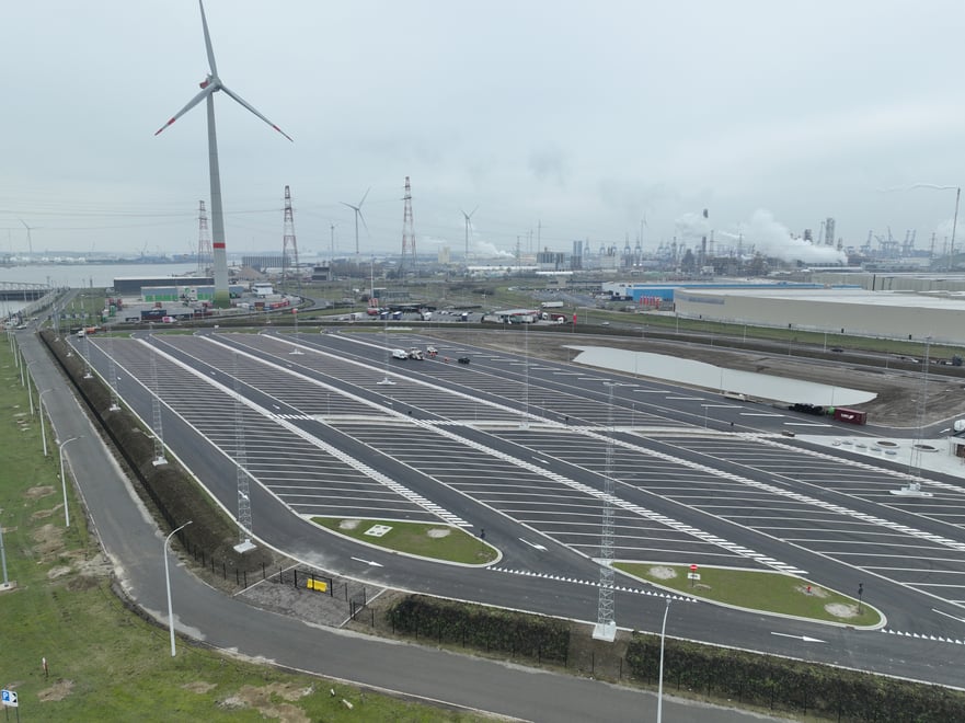 20230329_nieuwevrachtwagenparking_ENG